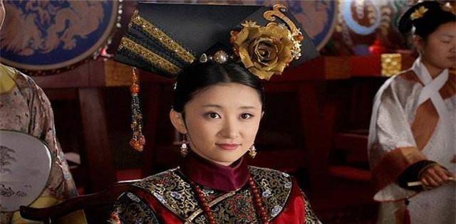 甄嬛传：谁观察到了？安陵容跳冰嬉舞时，果郡王在看哪？令人心酸