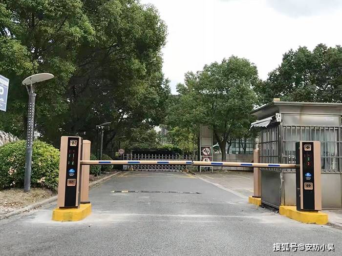 车牌识别的工作原理及各组件的功能用途——安快介绍